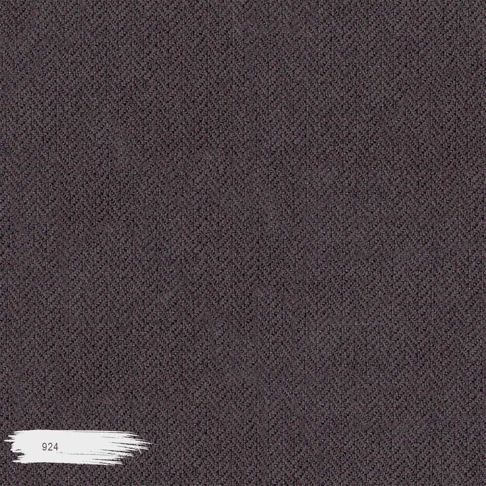 924