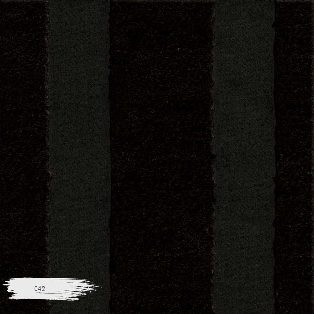 042